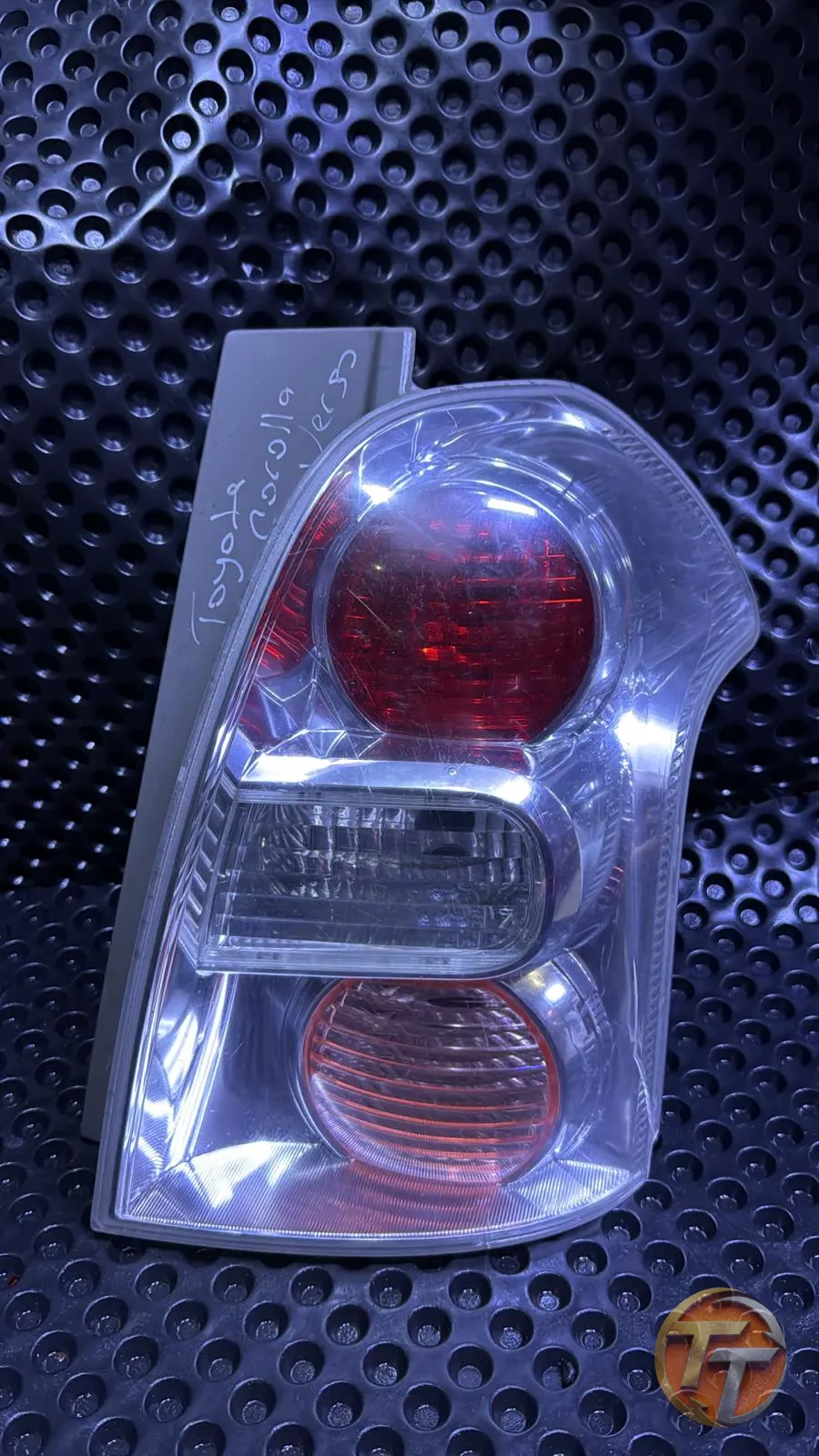 TOYOTA COROLLA VERSO SAĞ STOP