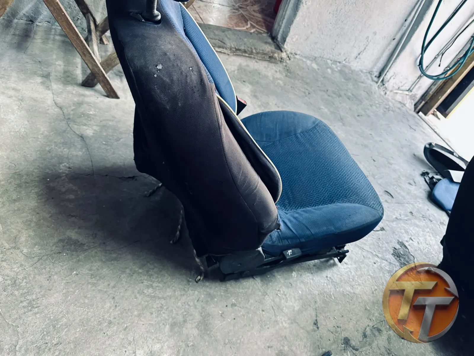Otomobil Koltuğu