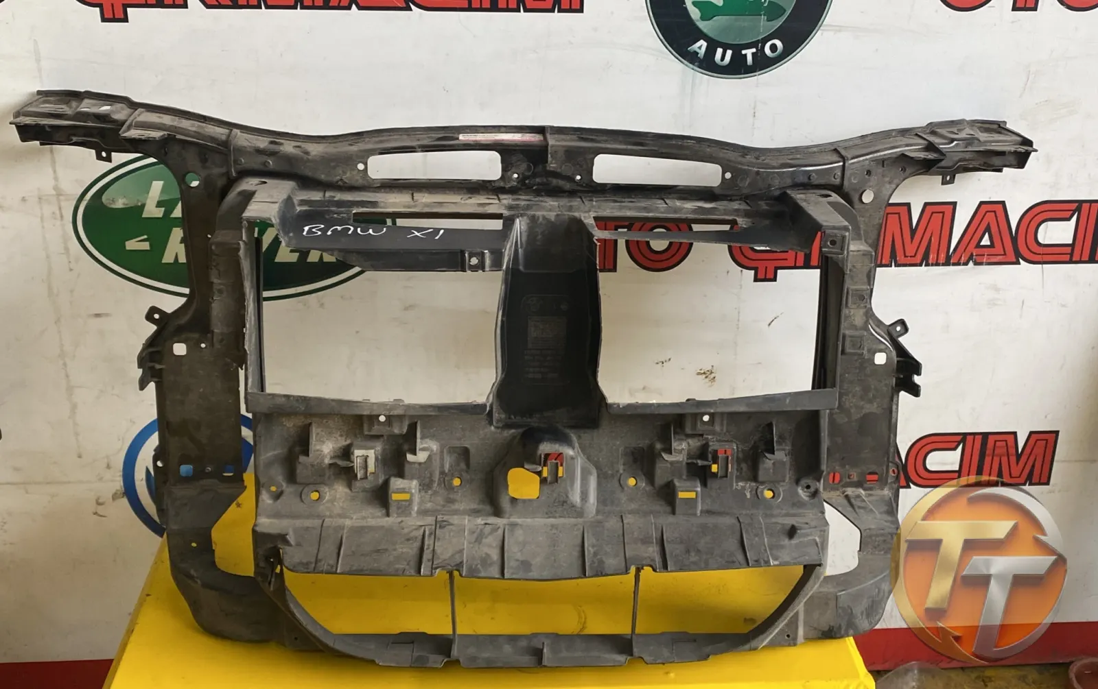 BMW X1 ön panel