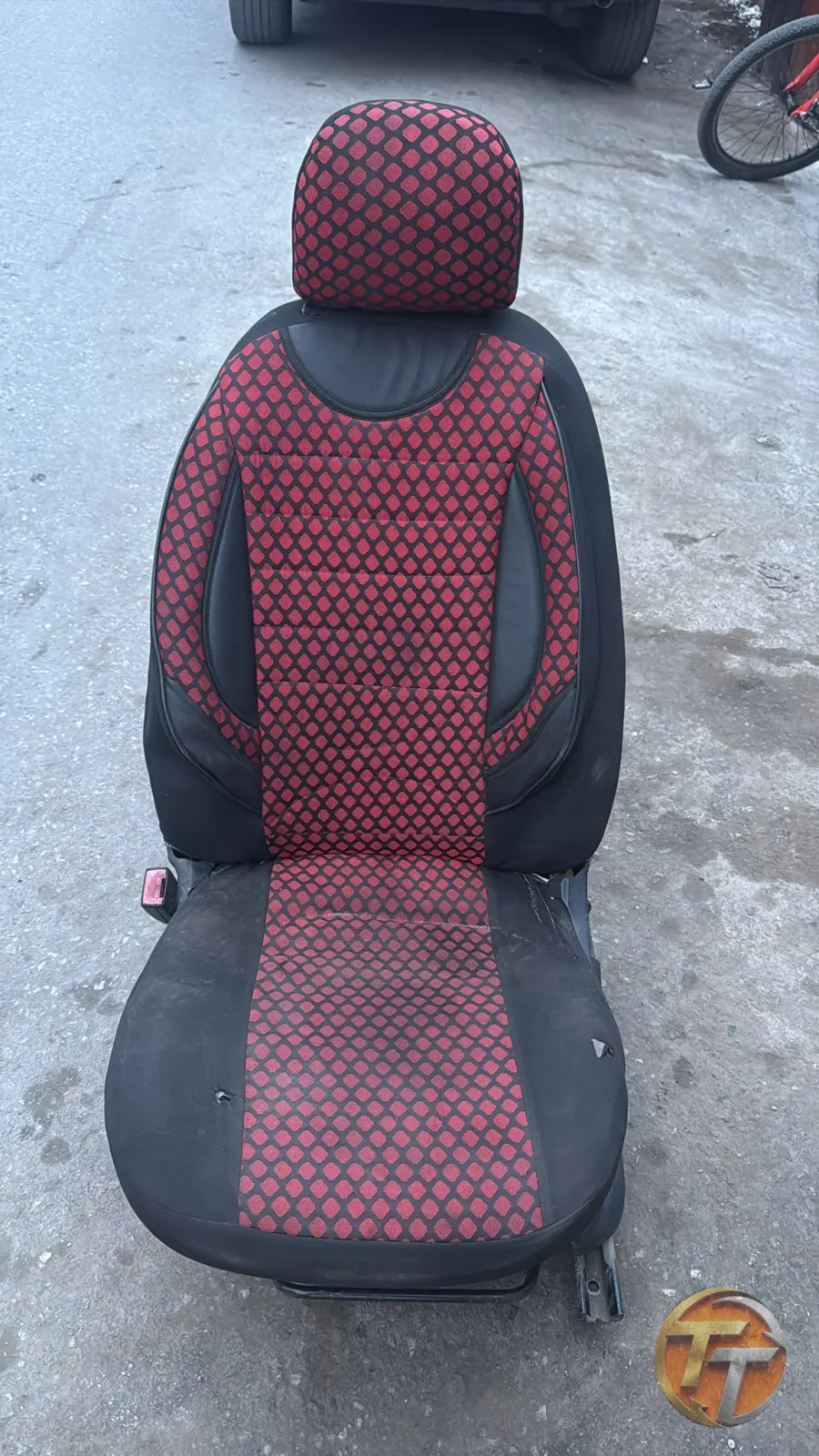 Oto Koltuğu