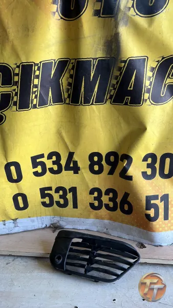 Bmw F48 x1 sağ ön sis kapağı 7354778
