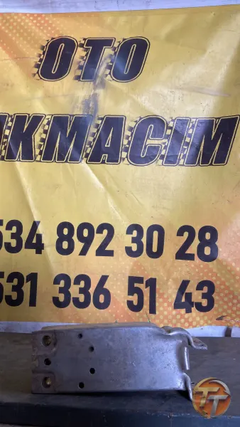 Bmw X1 tampon demiri ayağı 511110031013
