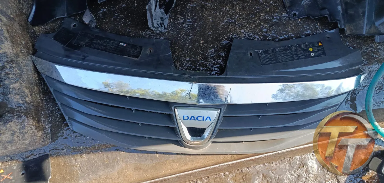 Dacia Ön Panjur