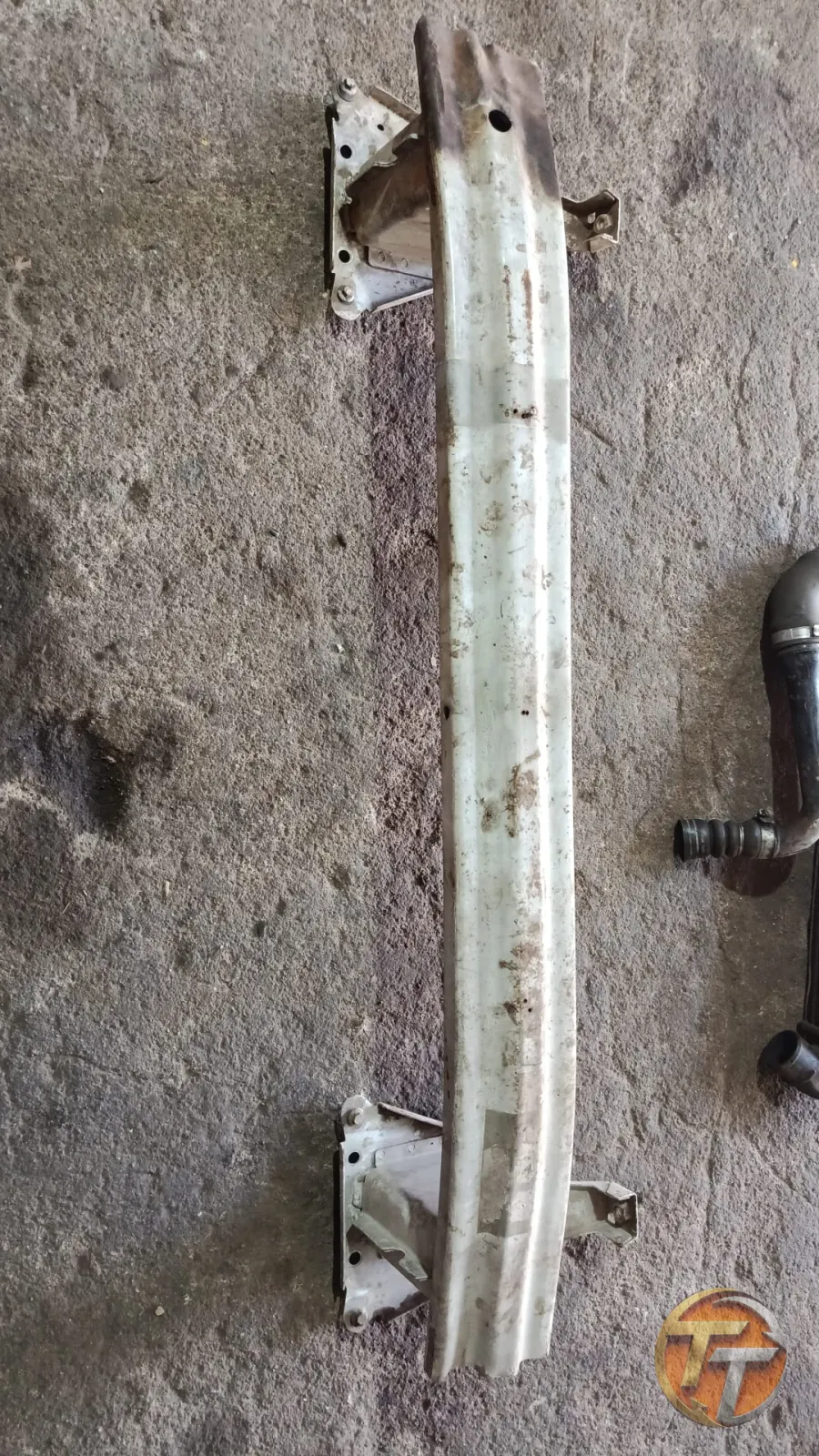 Fiat Doblo 2 ön tampon demiri