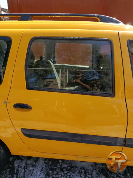 Dacia logan sağ arka kapı