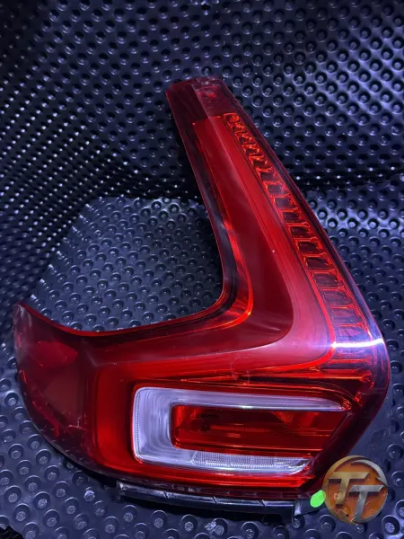 VOLVO XC40 SOL STOP