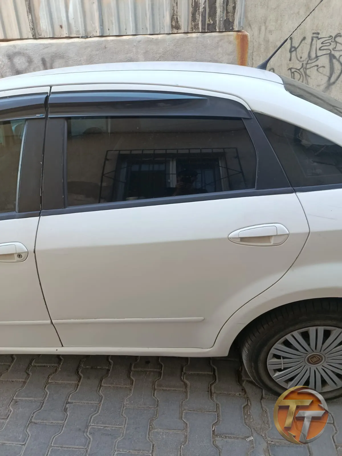 Fiat linea sol srka kapı