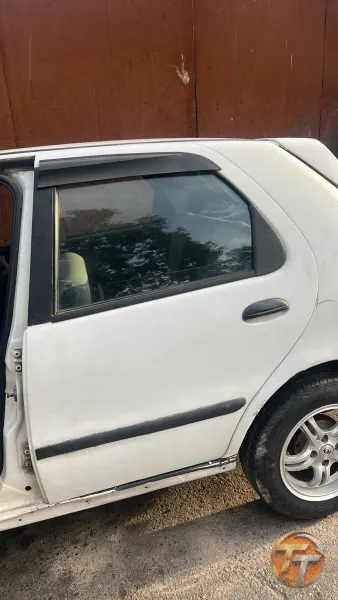 Fiat palio sol arka kapı