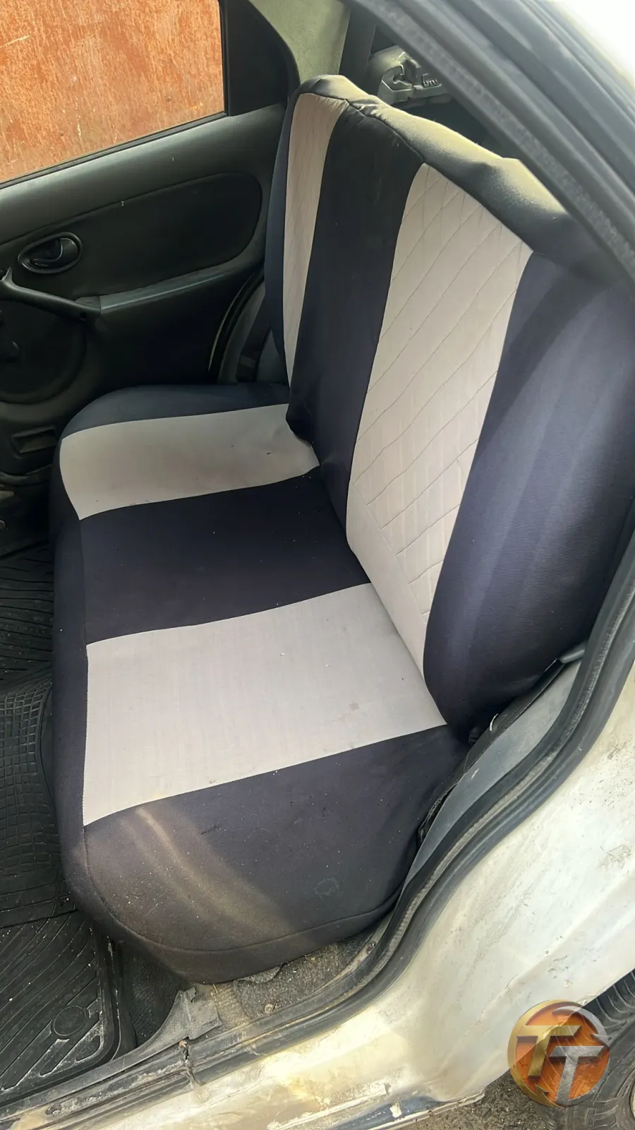 Fiat palio arka koltuk