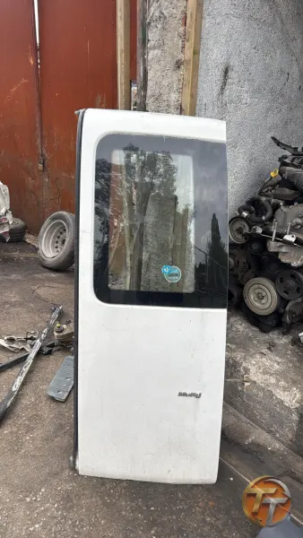 Doblo bir arka bagaj kapağı sağ