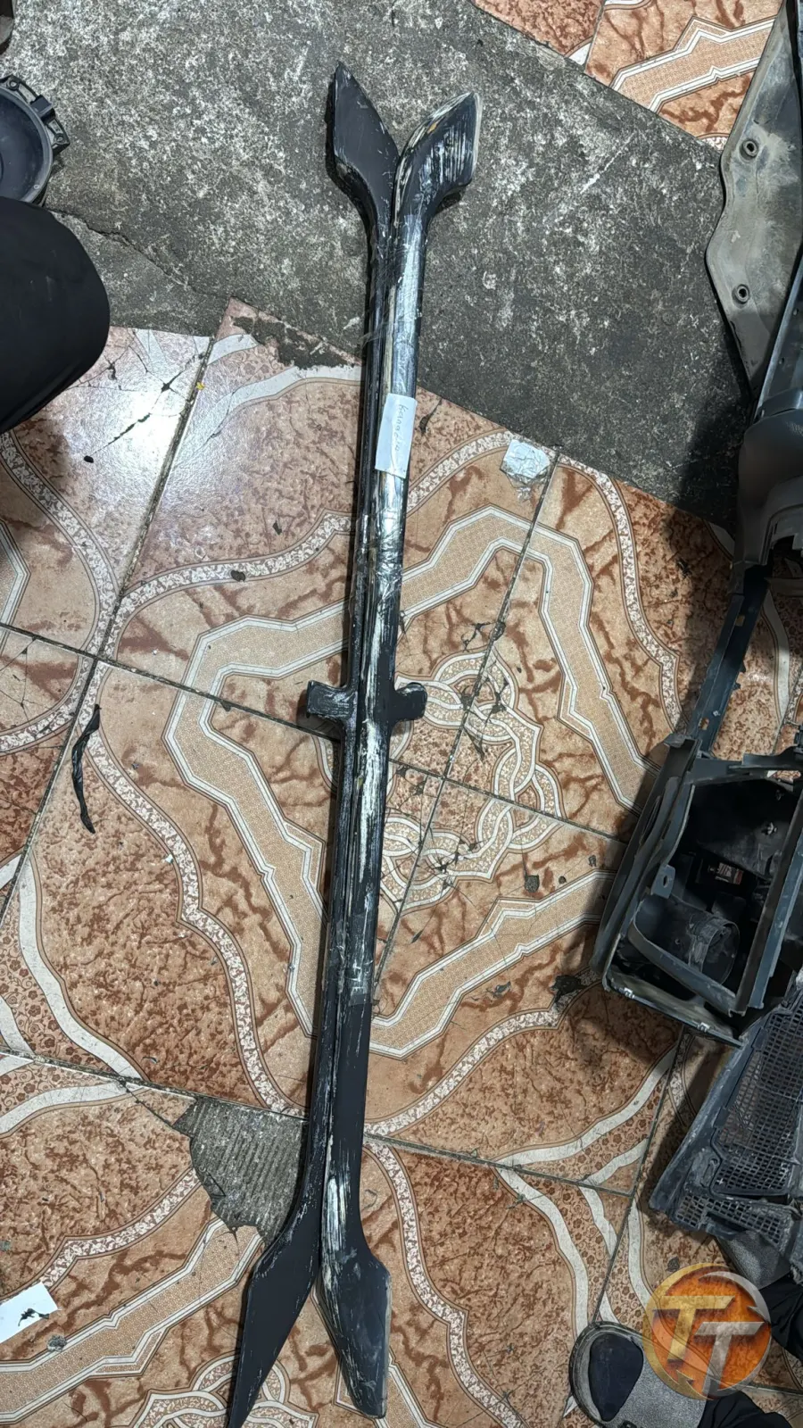 Bir doküz cungo tavan çıtası