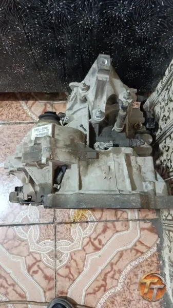 Ford focus 2.5  şanzıman otomatik