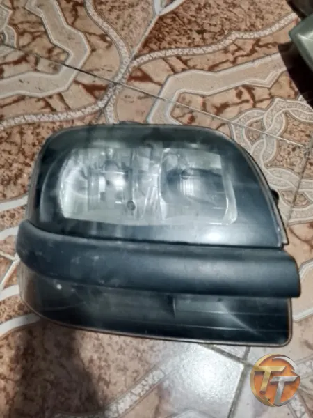 Fiat Doblo 1 sağ far