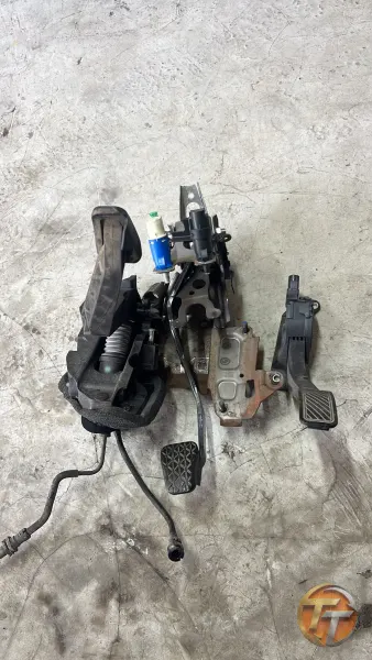 Ford Curier pedal takımı