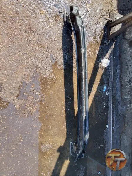 Renault Megane 2 arka tampon demiri