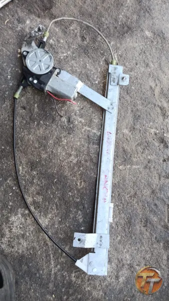 Fiat uno ön cam kirikosu