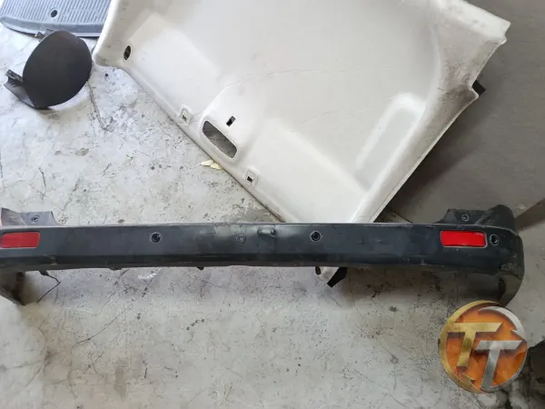 FORD COURİER ARKA TAMPON