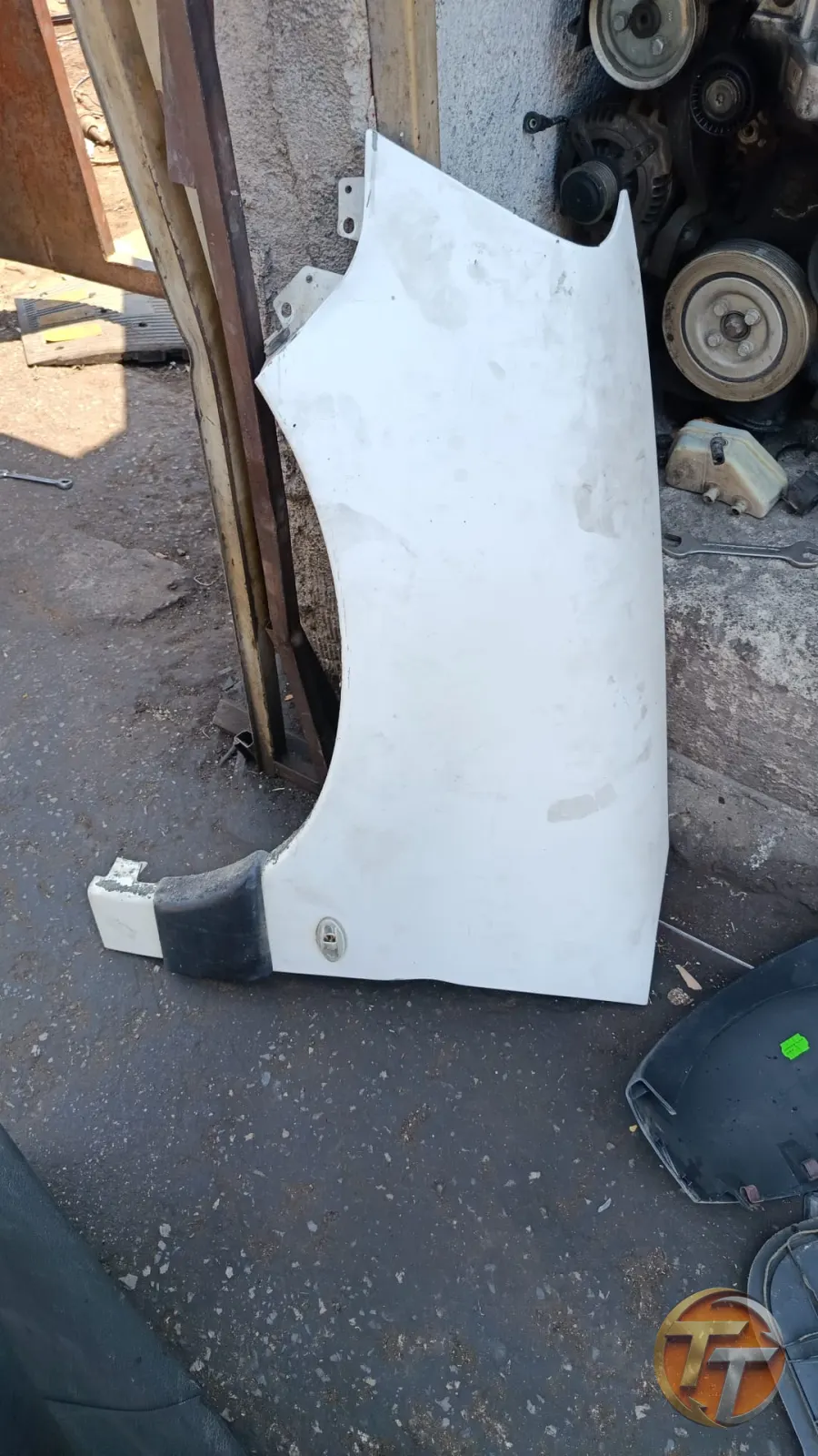 Peugeot sol ön çamurluk orjinal hatasız