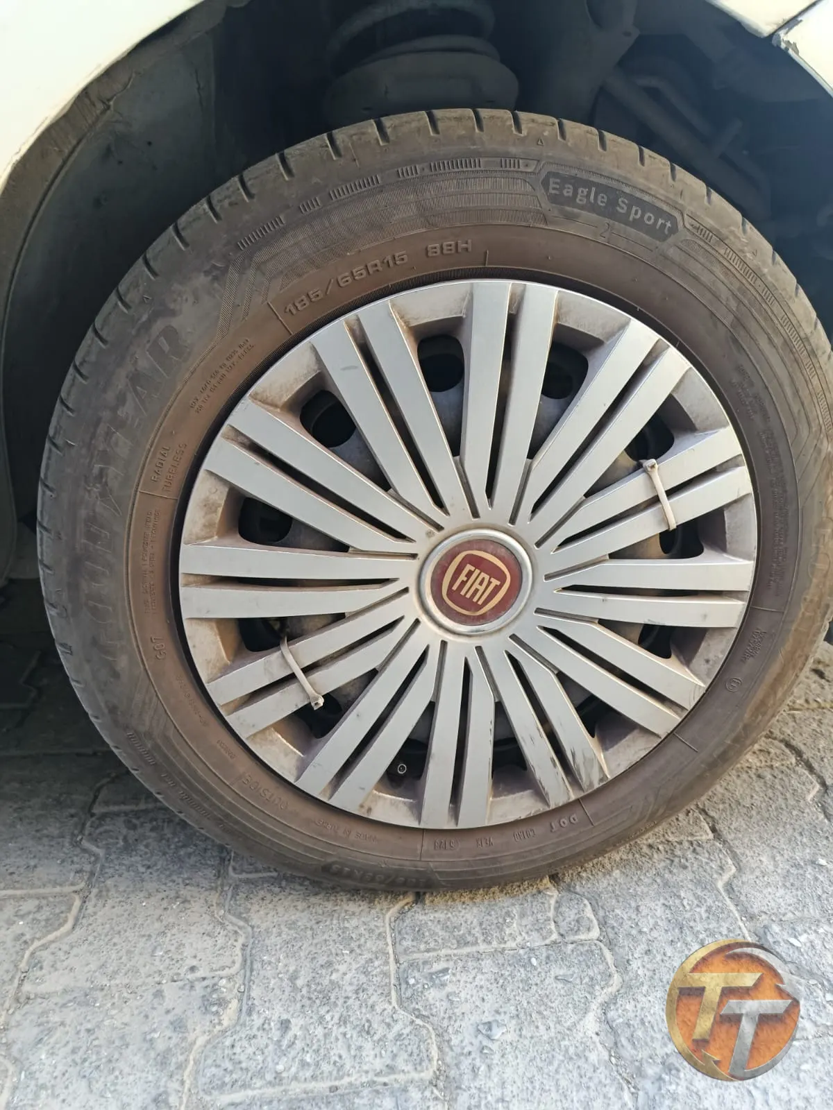 Fiat linea 185/65/15 4 takım jant Lastik