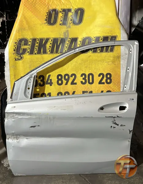 MERCEDES W246 B SERİSİ SOL ÖN KAPI