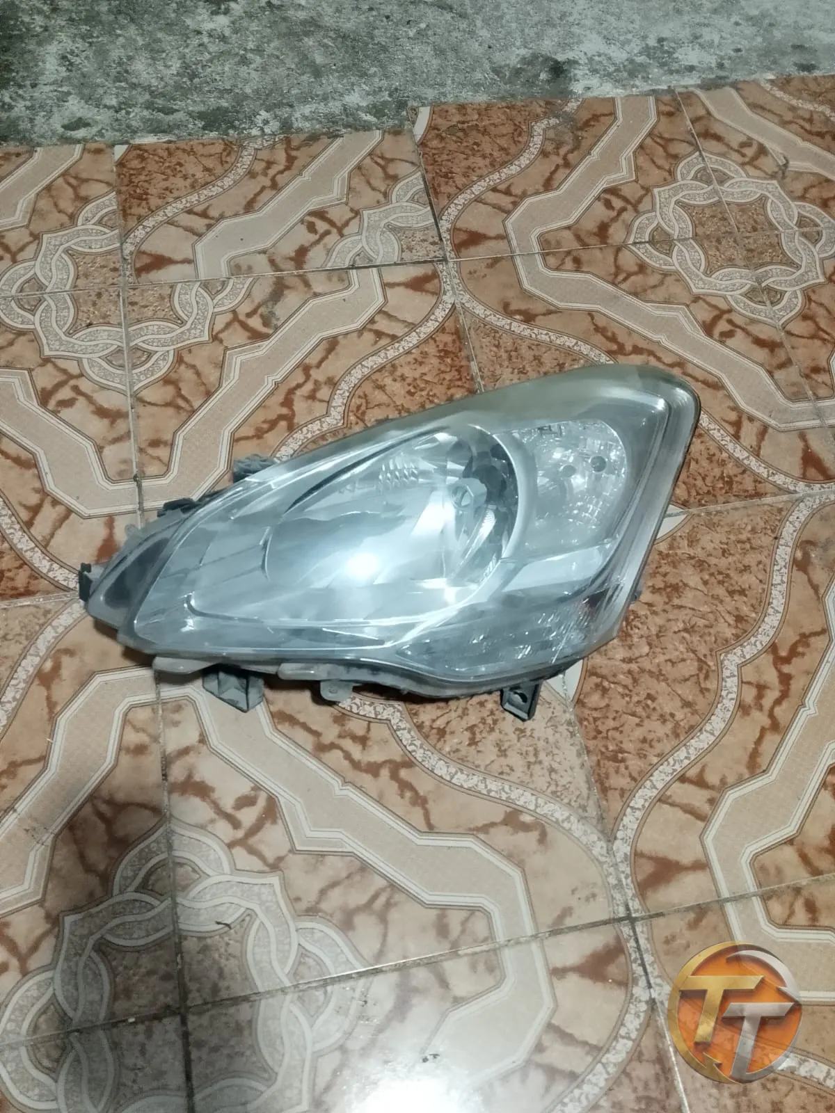 Citroen Berlingo sol far