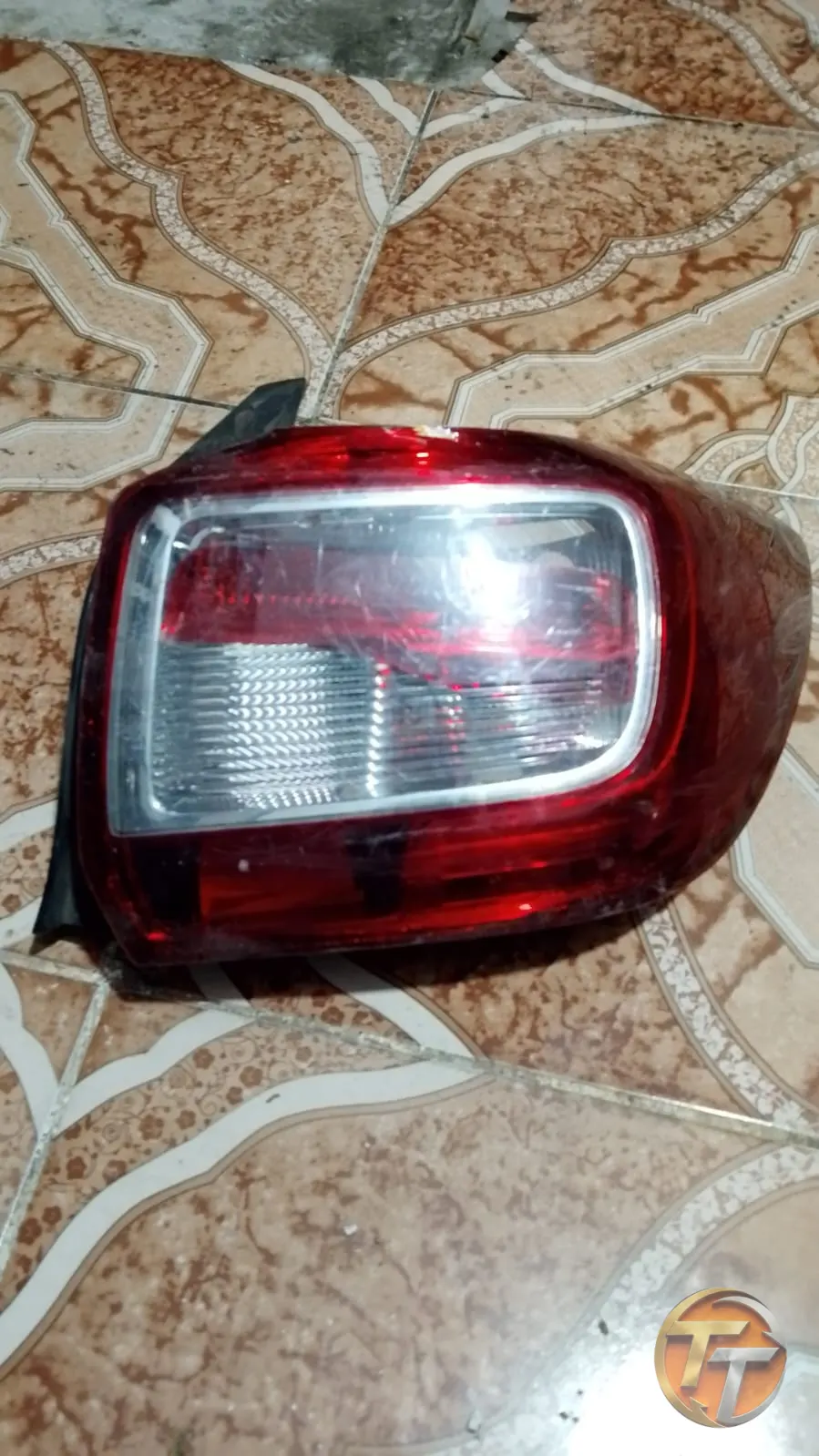Renault sembol sağ stop