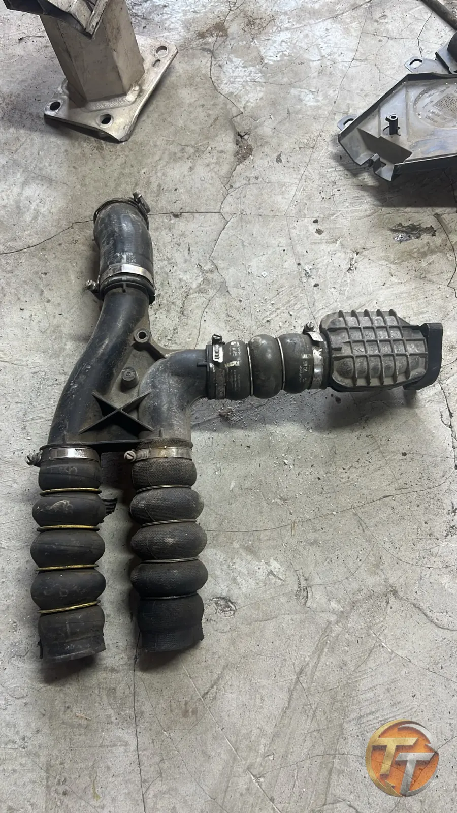 Partner tepe Turbo boruları