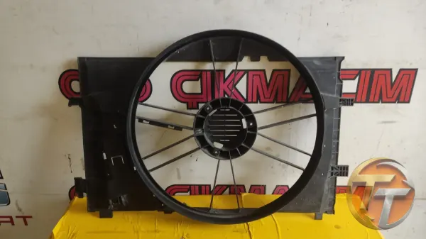 A2035001793 MERCEDES CLK W203 FAN ÇERÇEVESİ