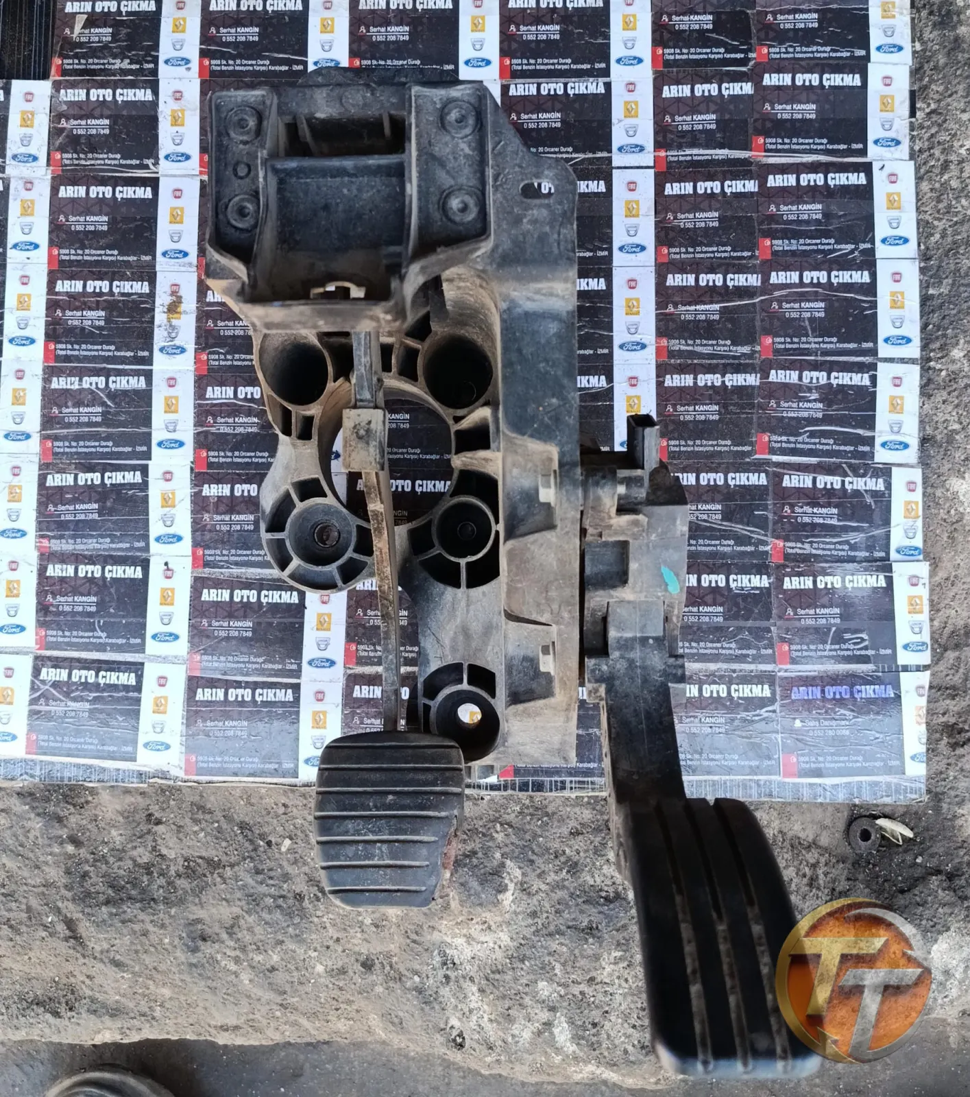 Renault trafik 3 gaz pedalları