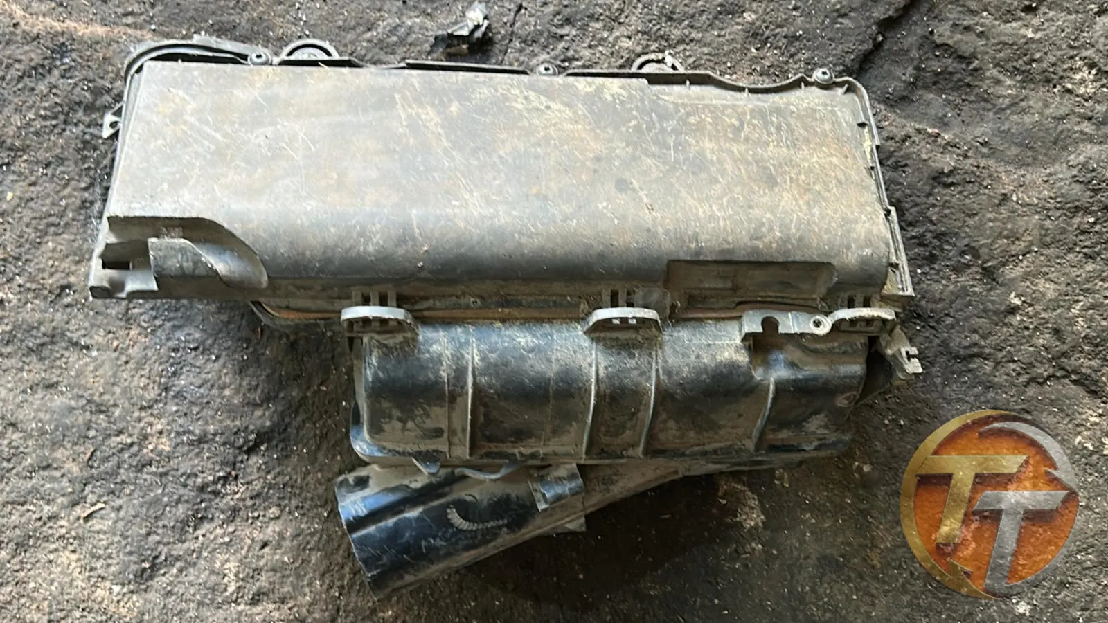 Ford fiesta 1.4 hava filitre kutusu