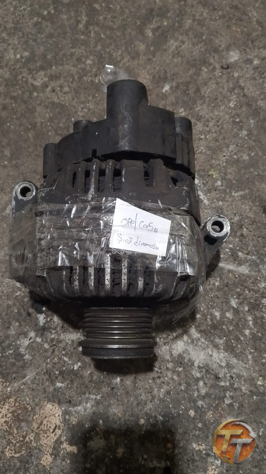 Opel corsa şarj dinamosu