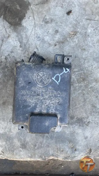 Doblo 4 sigorta alt üst kapak