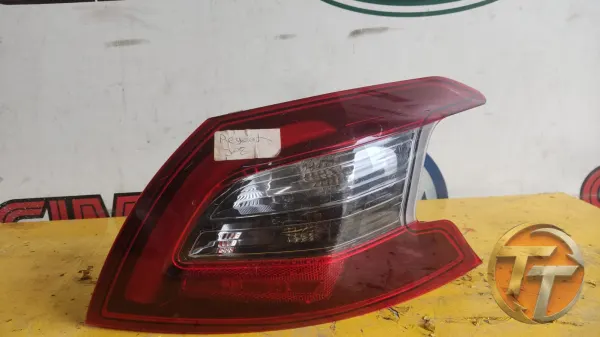 PEUGEOT 308 SAĞ STOP