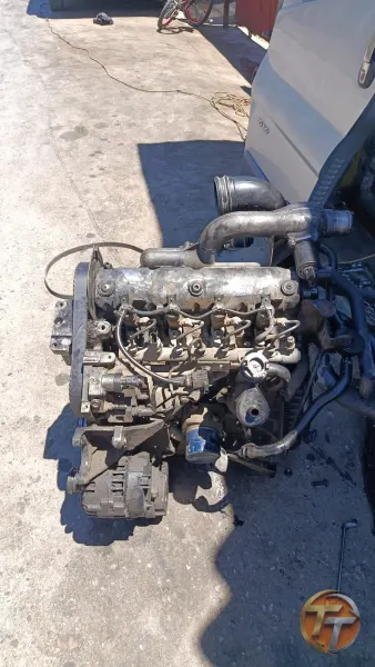 Renault trafik motor