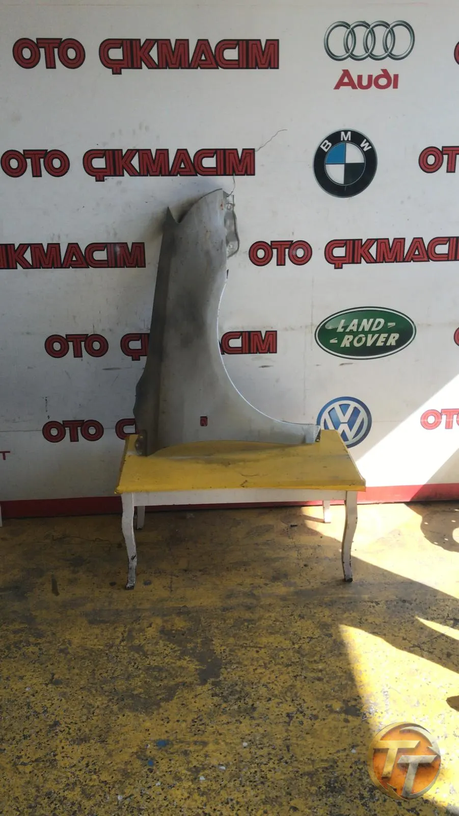 Toyota Corolla ön sağ çamurluk