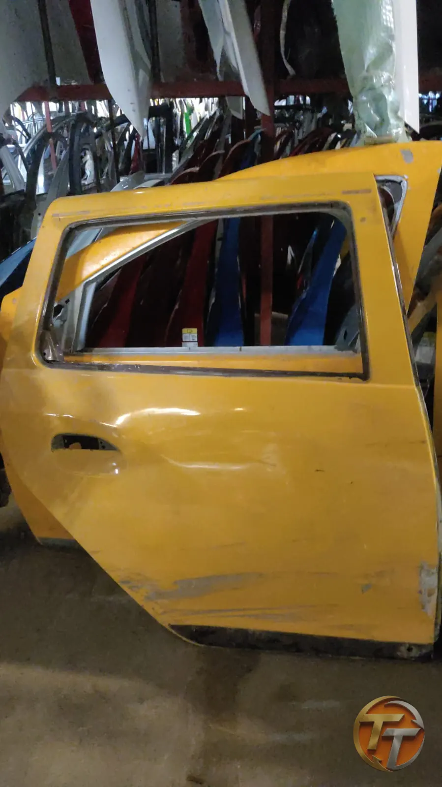 Dacia Logan Mcv Sağ Arka Kapı
