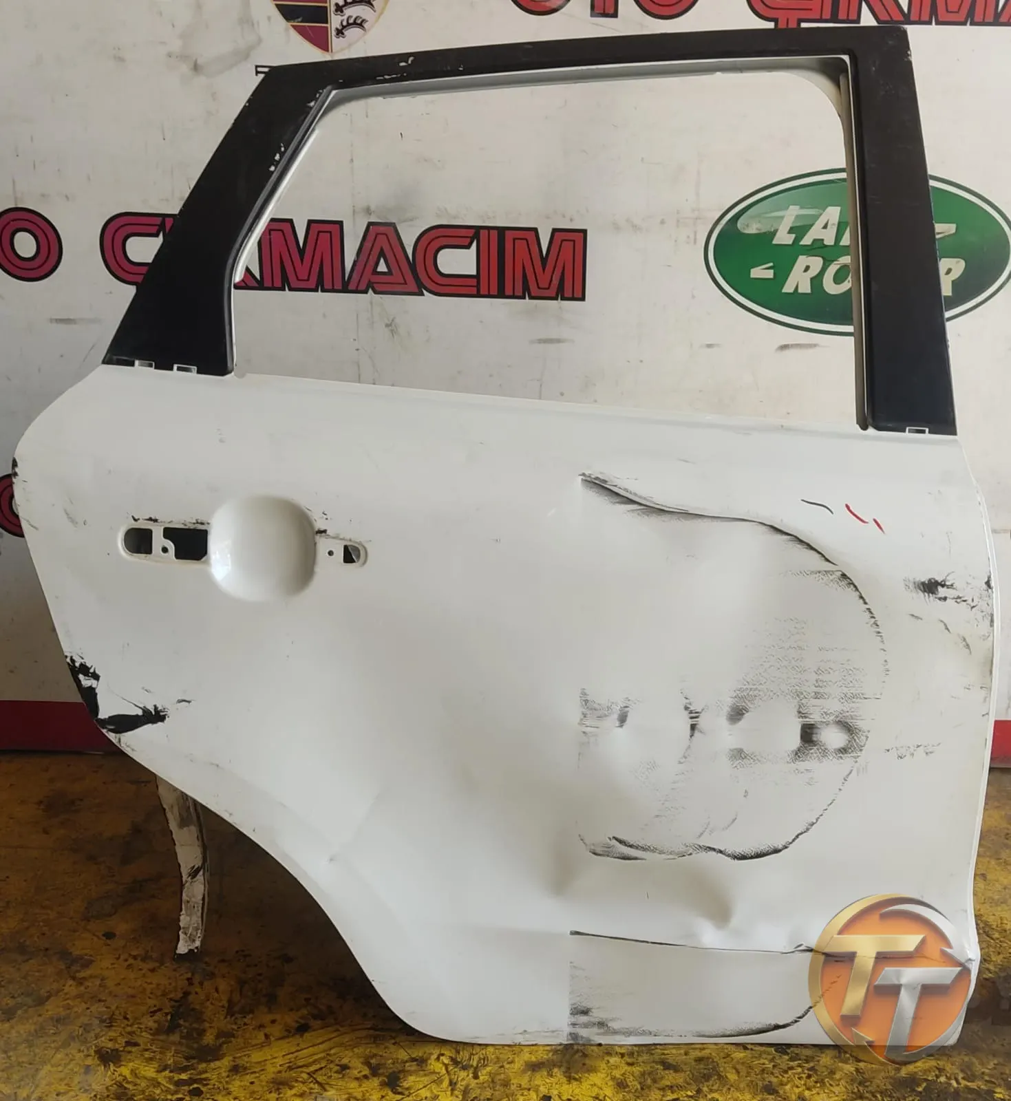 TOYOTA STARLET SAĞ ARKA KAPI