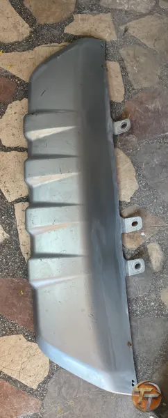 Toyota hilux tampon alt eki