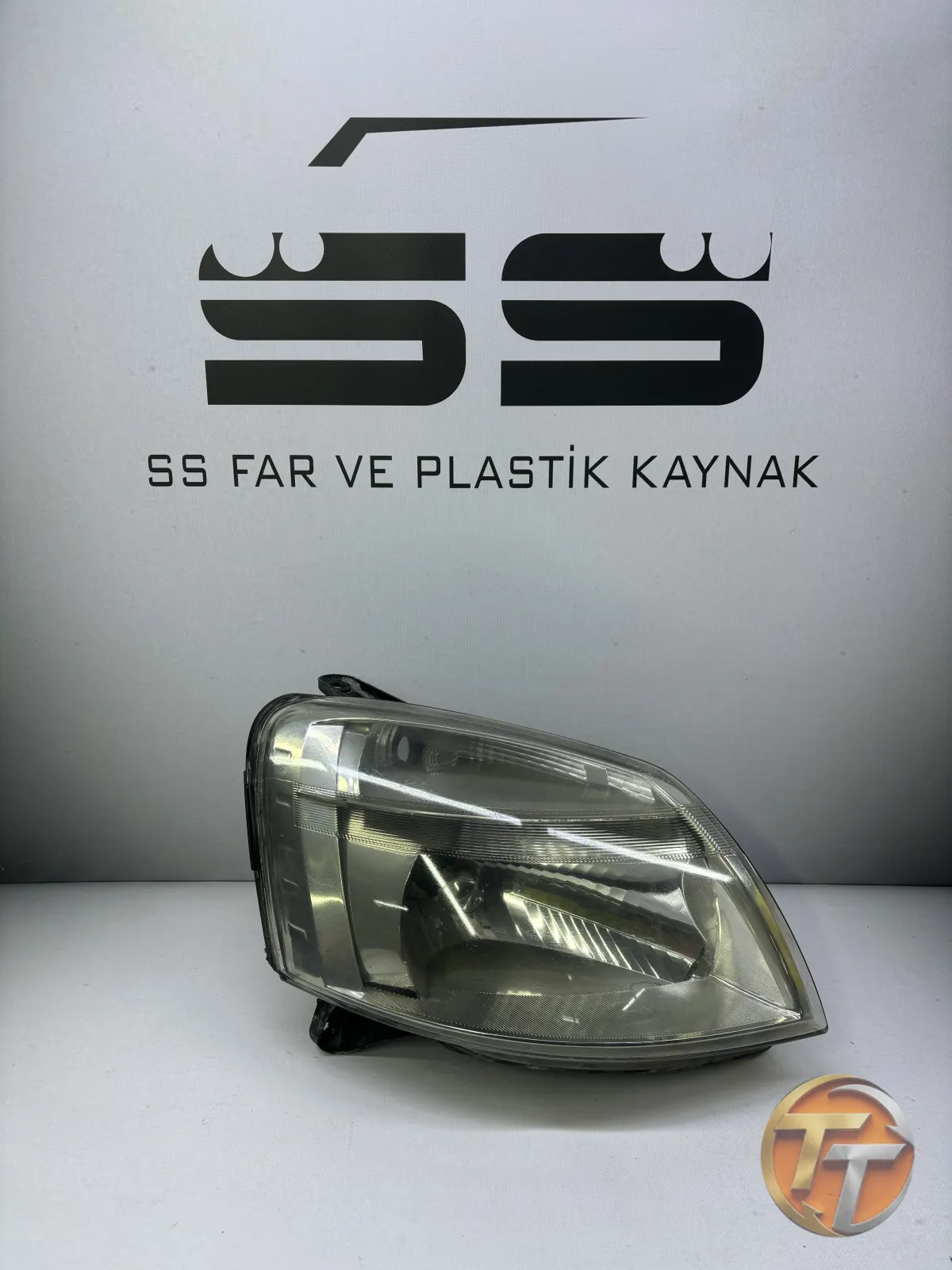 Peugeot Partner Sağ Far
