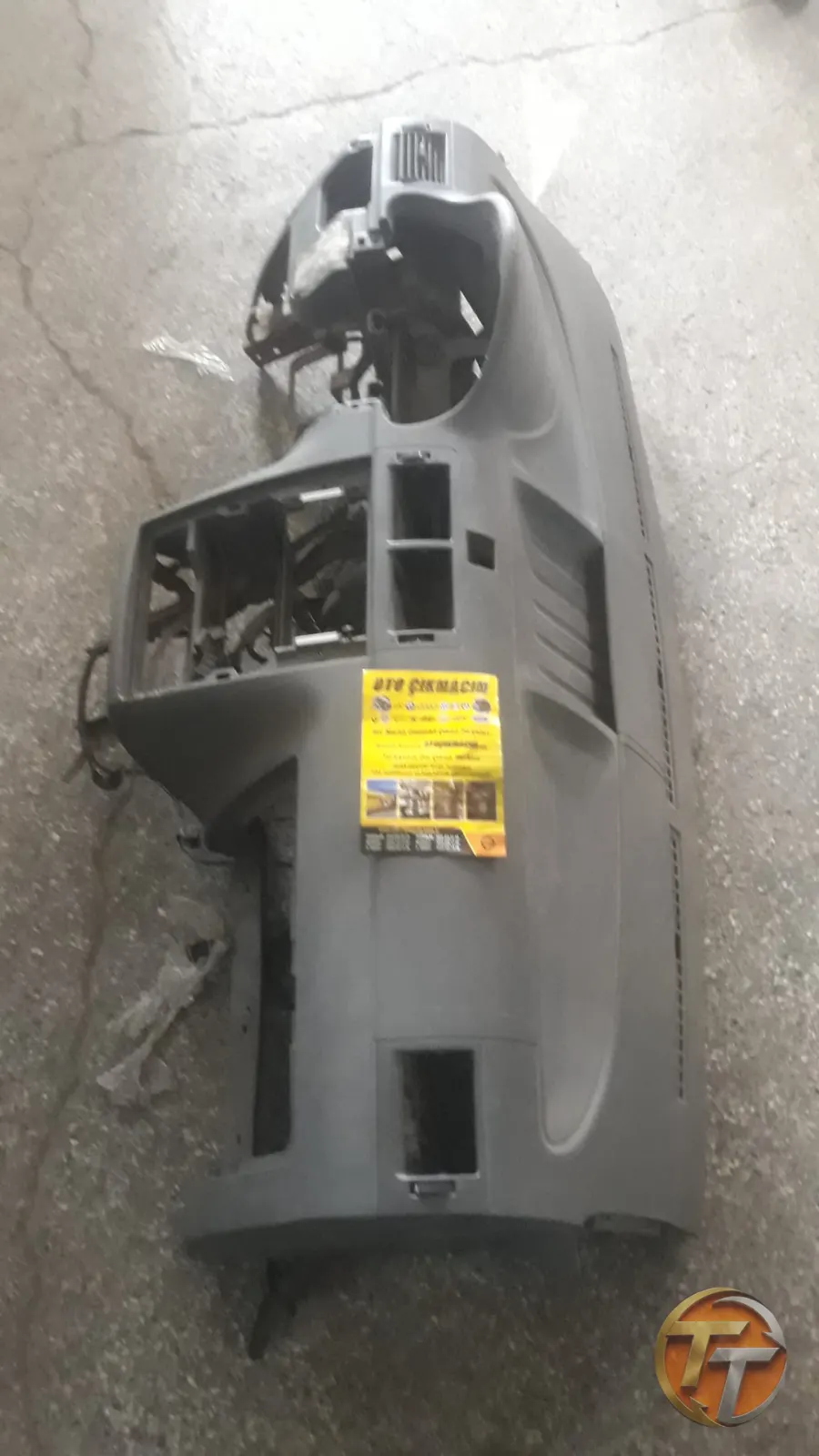 FORD TRANSIT CONNECT GÖĞÜSLÜK
