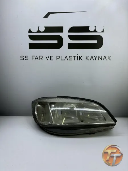 Opel Zafira Sağ Far