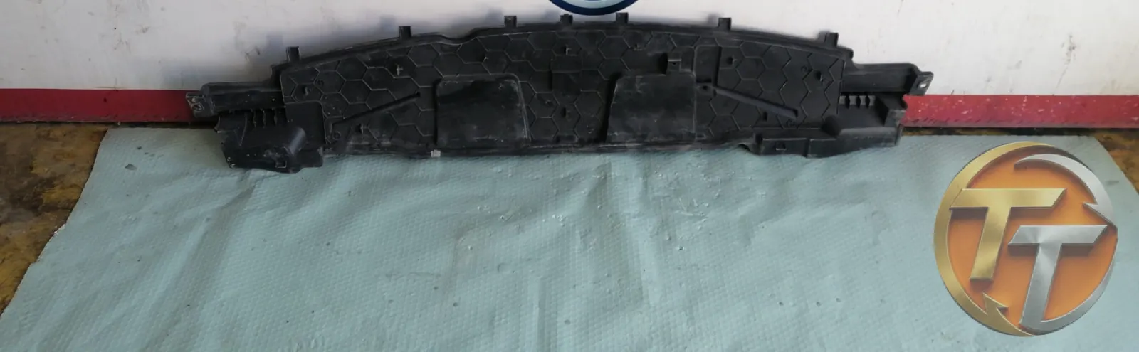FORD COURİER GÖGÜS PANEL UZANTISI