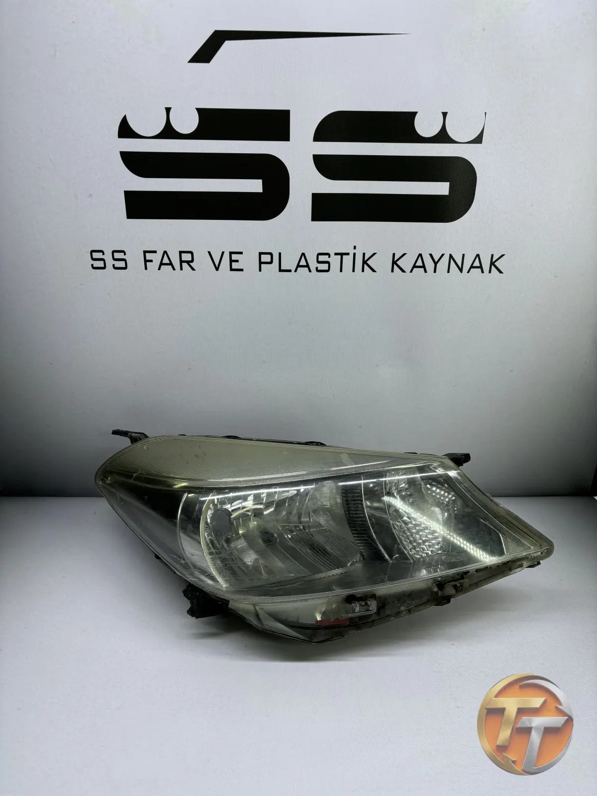 Toyota Yaris 2011-2013 Sağ Far