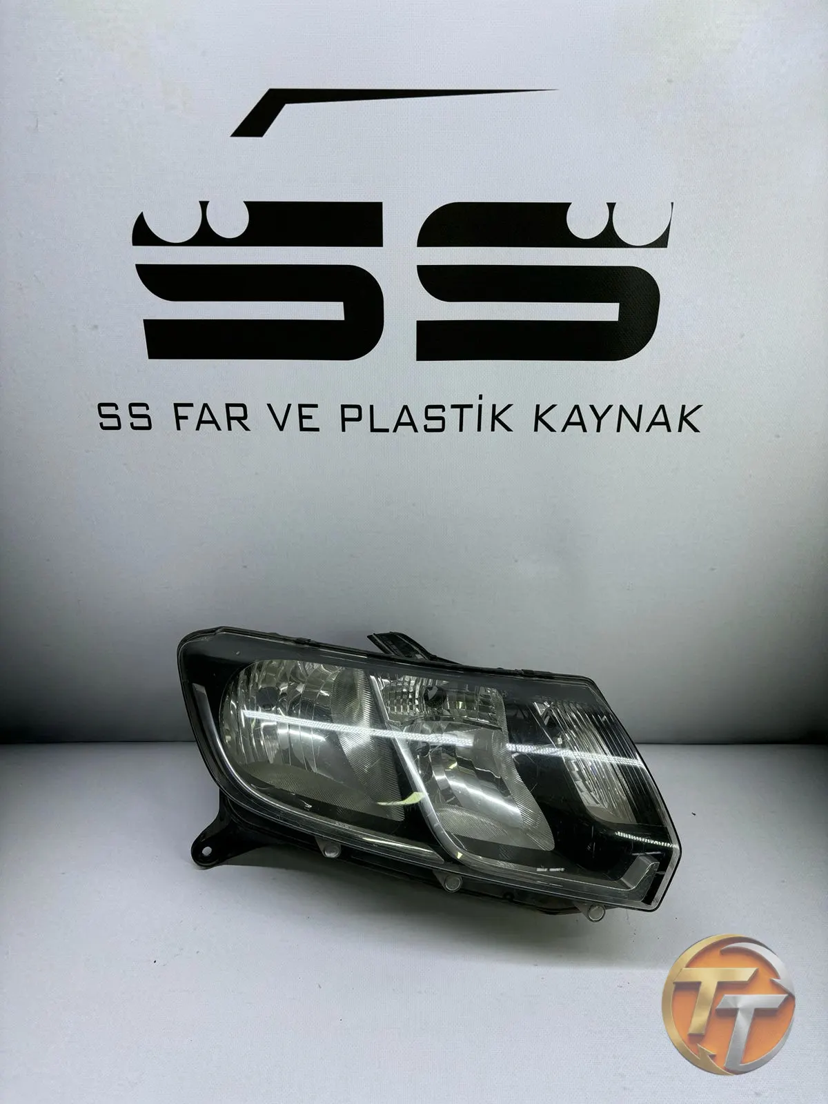 Renault Symbol Sağ Far