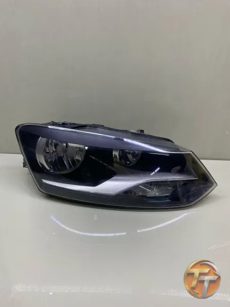 Volkswagen Polo Hella Tip Sağ Far