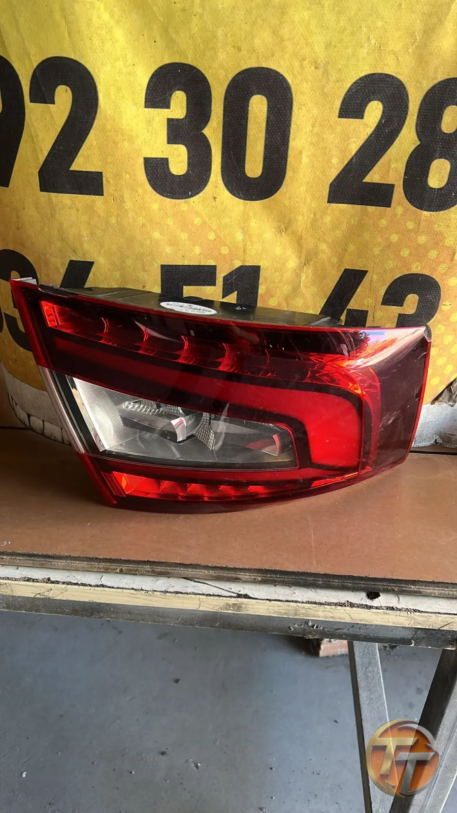 SKODA OCTAVİA SOL STOP 2SK01288101AA
