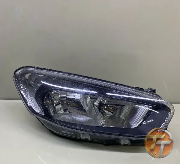 Ford Courier Siyah Zemin Sağ Far