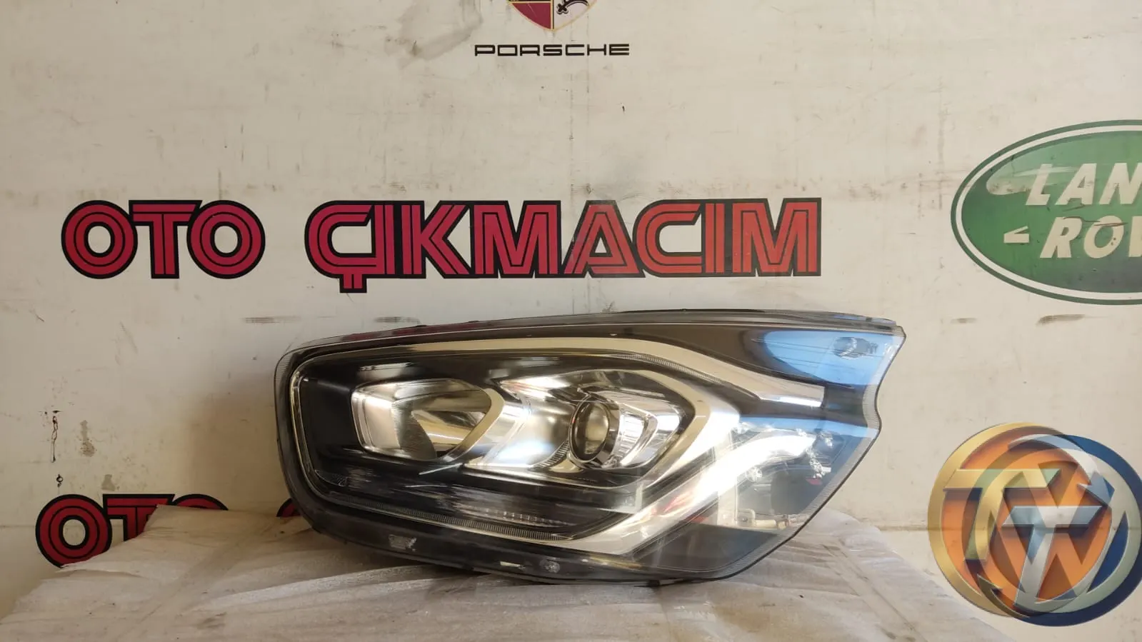 FORD TRANSİT SOL XENON FAR