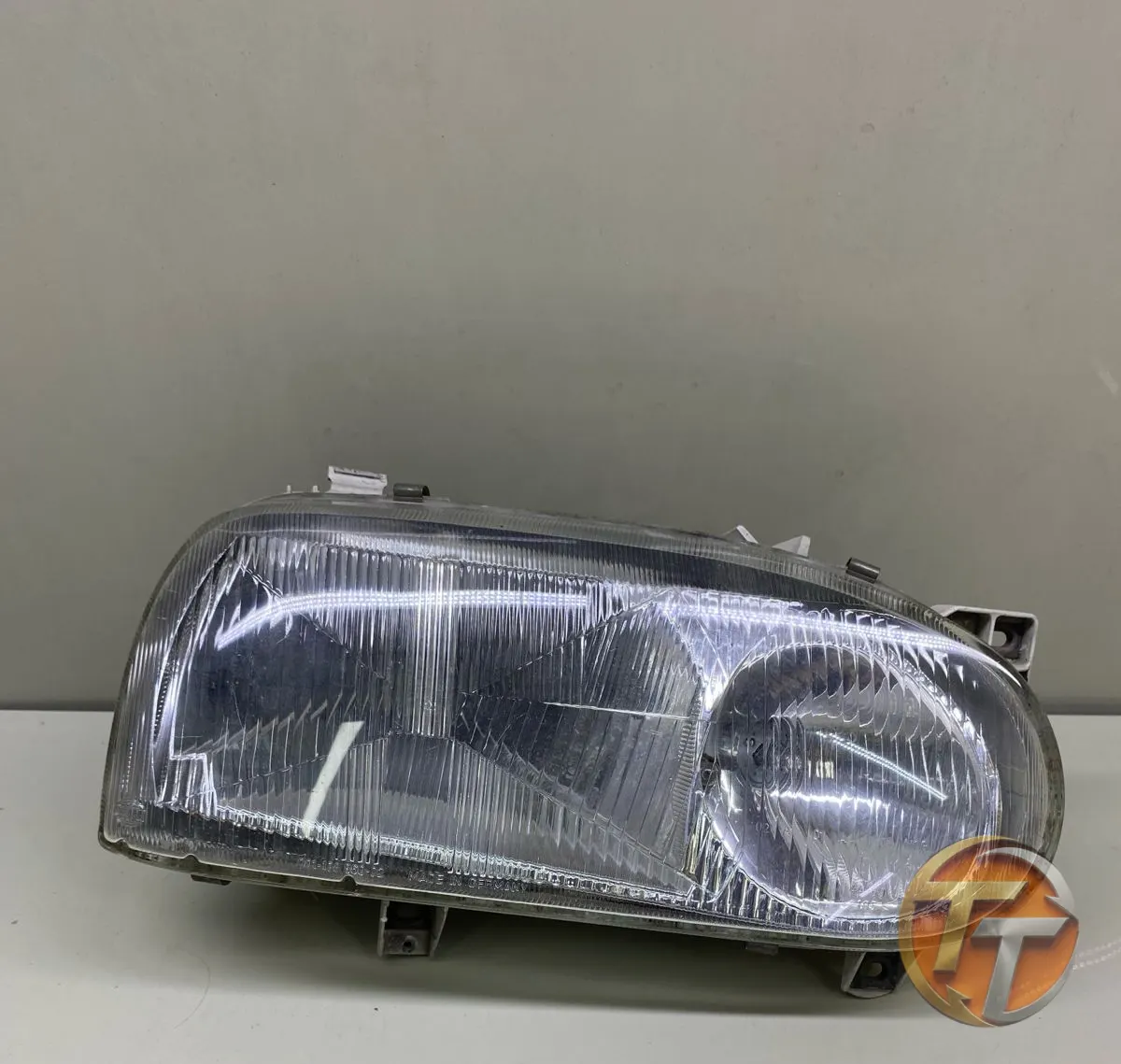 Volkswagen Golf 3 Sağ Far