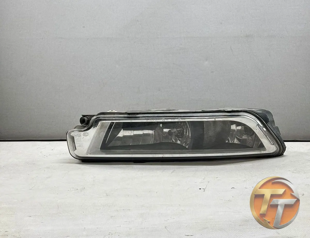Volkswagen Passat B8 Sol Sis Farı
